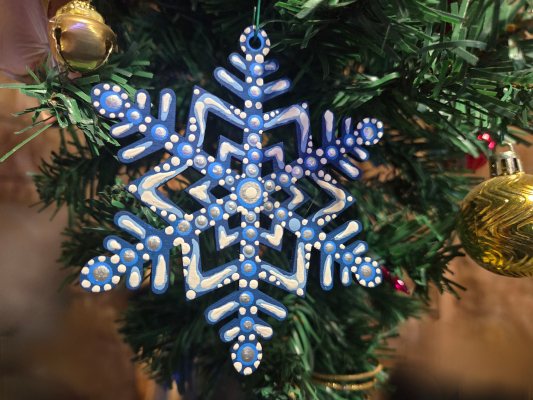 dotted snowflake