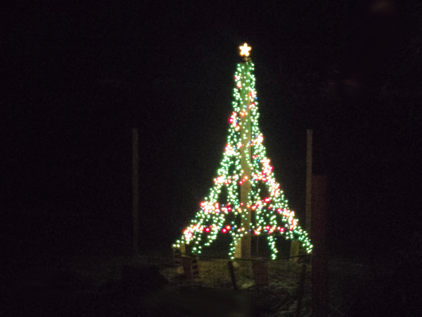 CHRISTMAS TREE