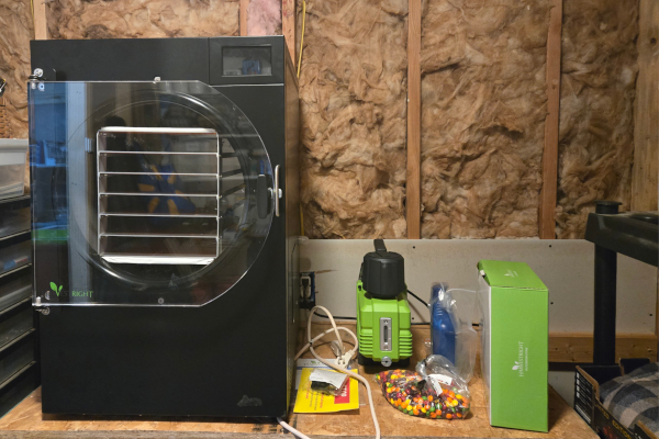 Harvest Right freeze drier